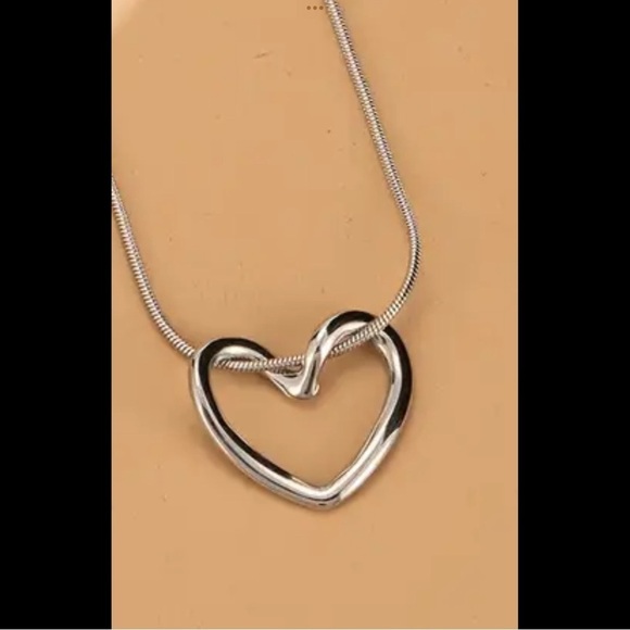 White Gold Plated Heart Necklace - Picture 7 of 12